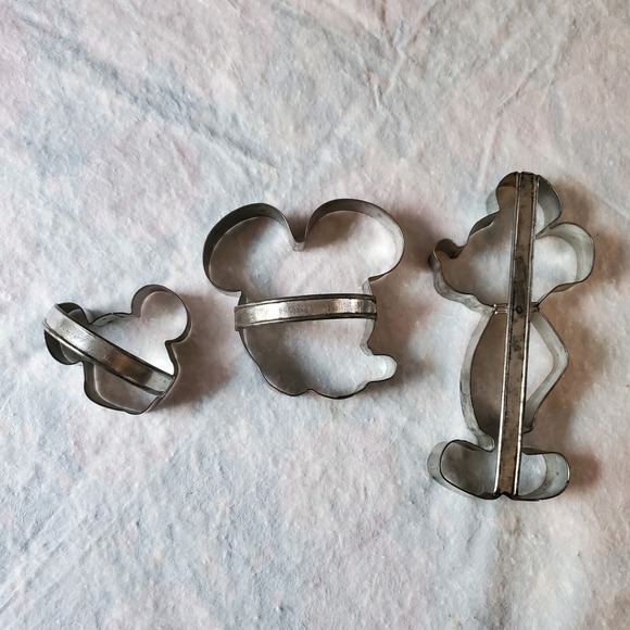 Disney Other - Vintage Disney Mickey Mouse Cookie Cutter‎ Lot Metal Aluminum